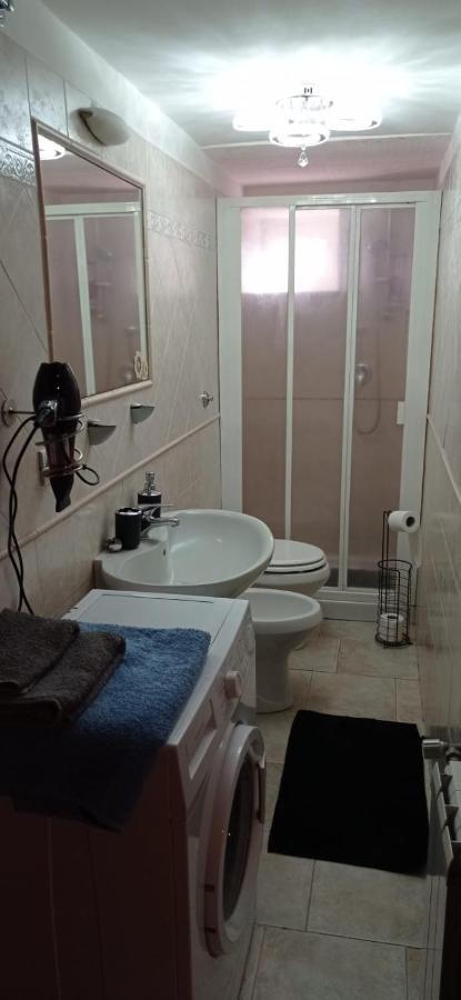 דירות צ'יוויטווקיה Casa Via Cialdi מראה חיצוני תמונה
